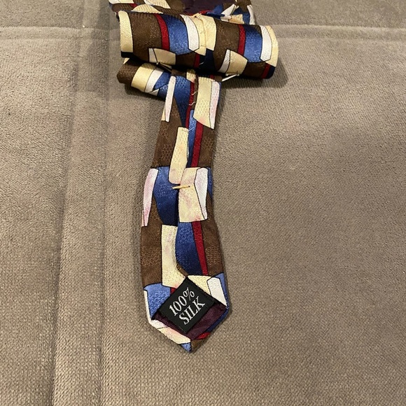 Men’sTie, Multi Color, 100% Silk - Picture 2 of 2